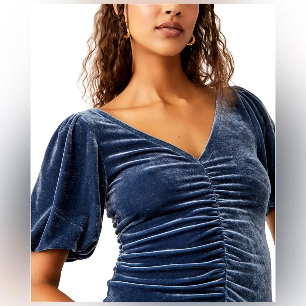 FREE PEOPLE Women’s Cupcake Velvet Top-Outerspace color-Size X-Small NWT